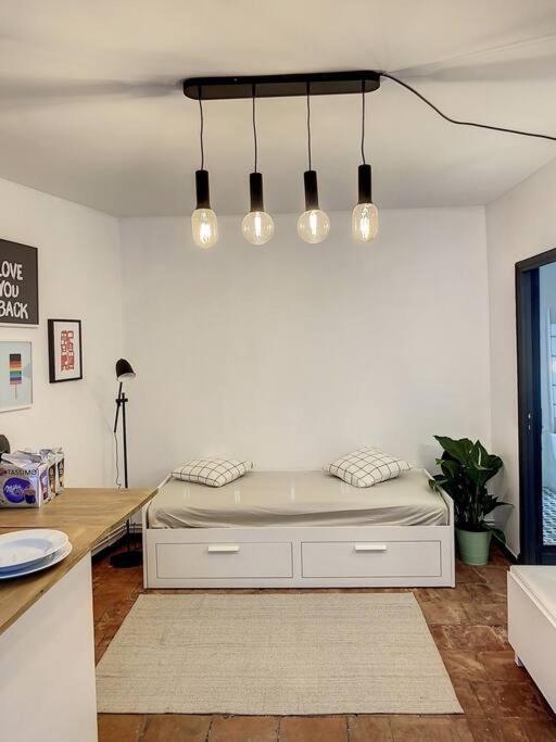 Ibiza -Sublime Studio Place De La Trinite- Netflix Toulouse Exterior foto